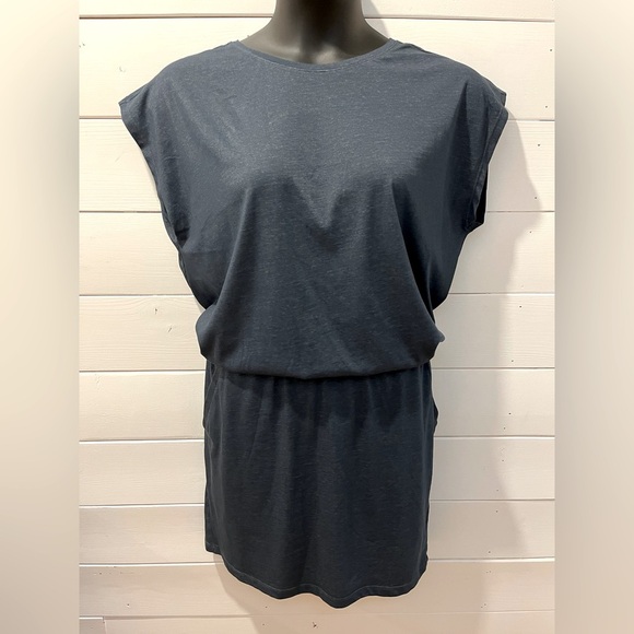 Arc'teryx Dresses & Skirts - 💙 ARC’TERYX Navy Casual Dress – Size L (NWOT)
